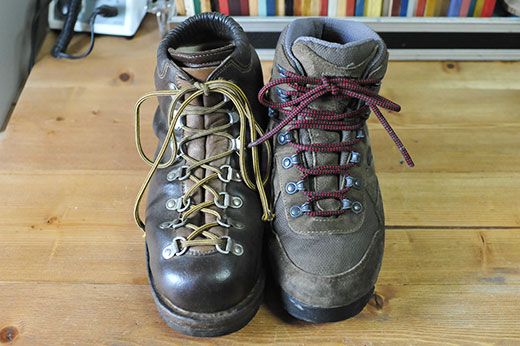 登山靴の素材の違い