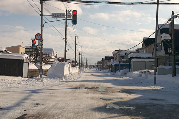 旭川　排雪後の道路