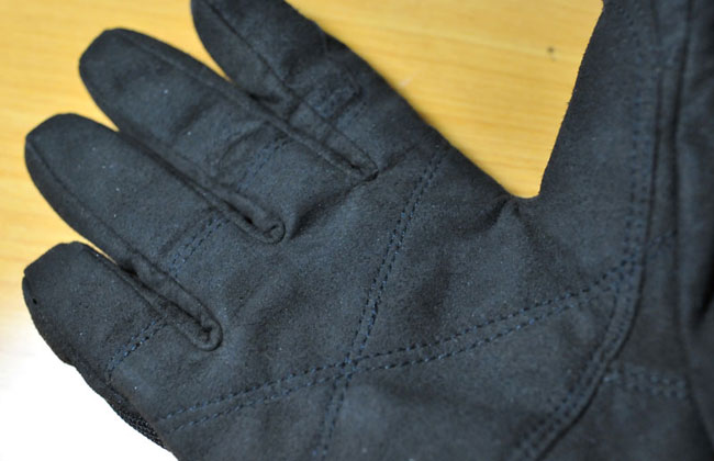 DragonEye Waterproof Glove の手のひら