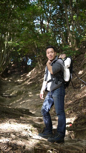 猿投山登山道上