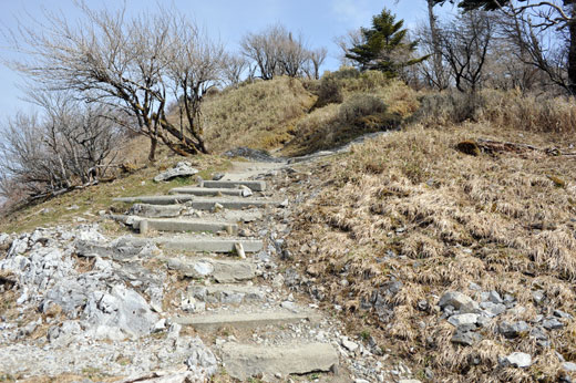 剣山　尾根道の様子