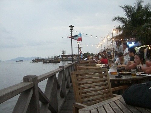 コタキナバル海沿いのレストラン