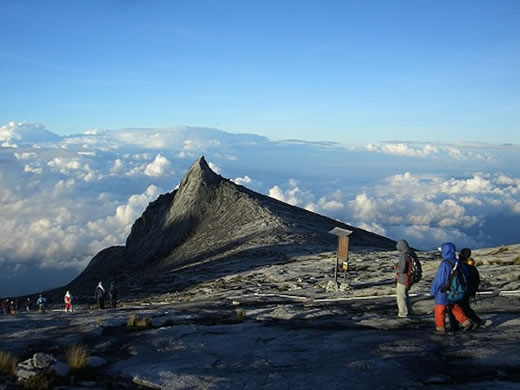 キナバル山　サウスピーク