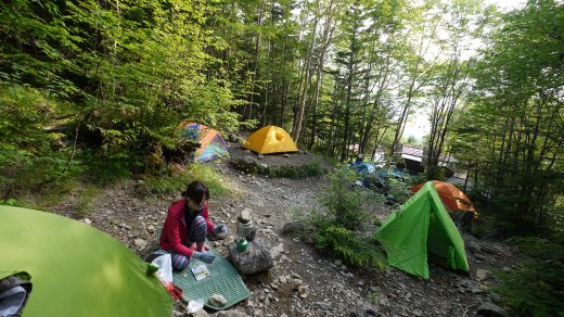 仙水小屋のテント場