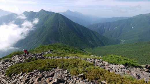 駒津峰からの眺め　北岳と間ノ岳