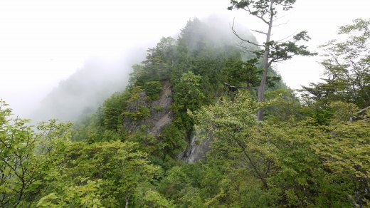 両神山　西岳