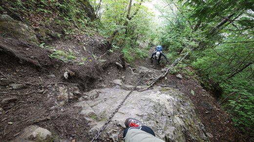 両神山　東岳への登り２