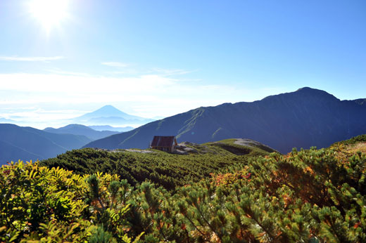 小河内岳避難小屋