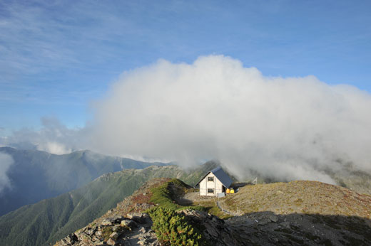 中岳避難小屋