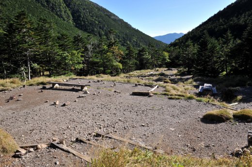 聖平小屋のテント場