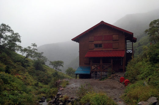 百間洞山の家