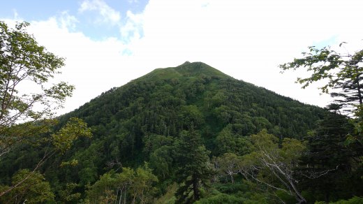 蝶槍から常念岳への登山道の様子２