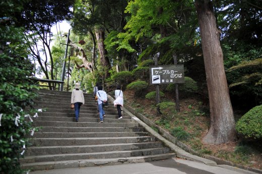 筑波山神社から御幸ヶ原コースへゆく道