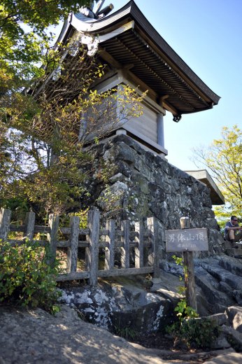 男体山の山頂　男体山御本殿