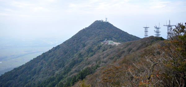筑波山 女体山山頂から見た男体山