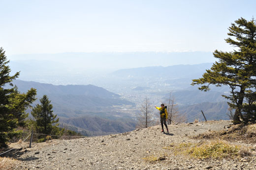 大菩薩嶺からみる山梨市