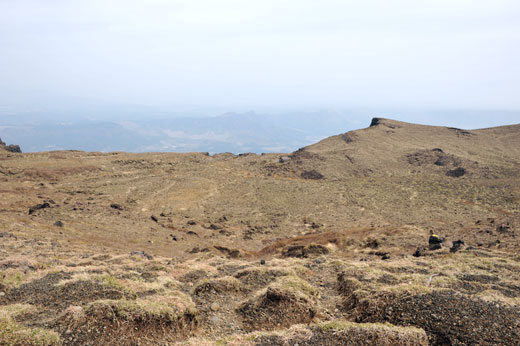 阿蘇山高岳の火口