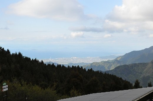 石鎚山からみる西条の景色