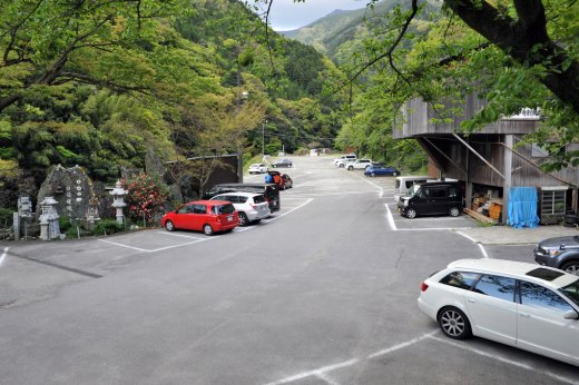 石鎚山の駐車場