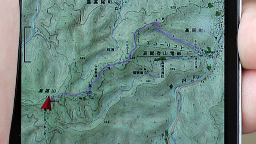 高尾山の山頂 DIY GPSの画面